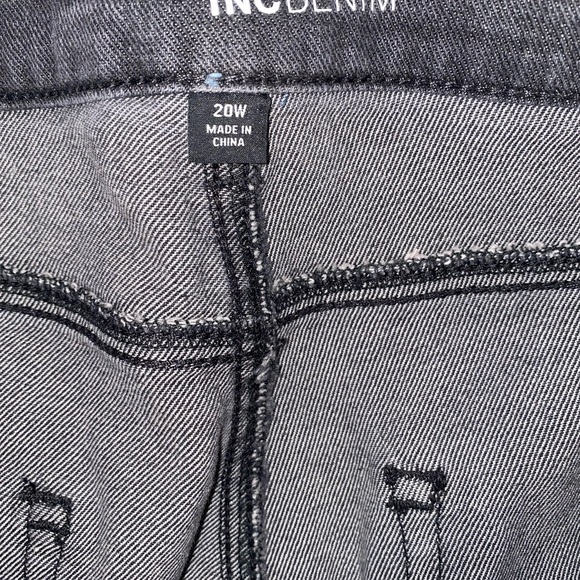 MOVING SALE Inc. Black straight jeans with rhinestones - Picture 6 of 6